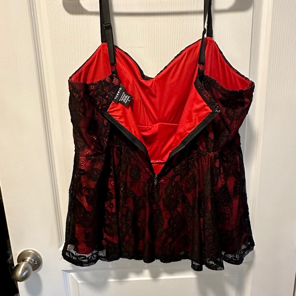 Torrid Lace Babydoll Bustier Top size 2 - Picture 7 of 7